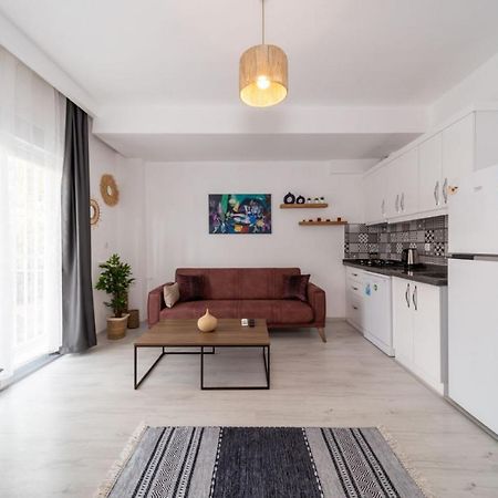 Comfortable Modern Flat With Balcony In Muratpasa อันตัลยา ภายนอก รูปภาพ