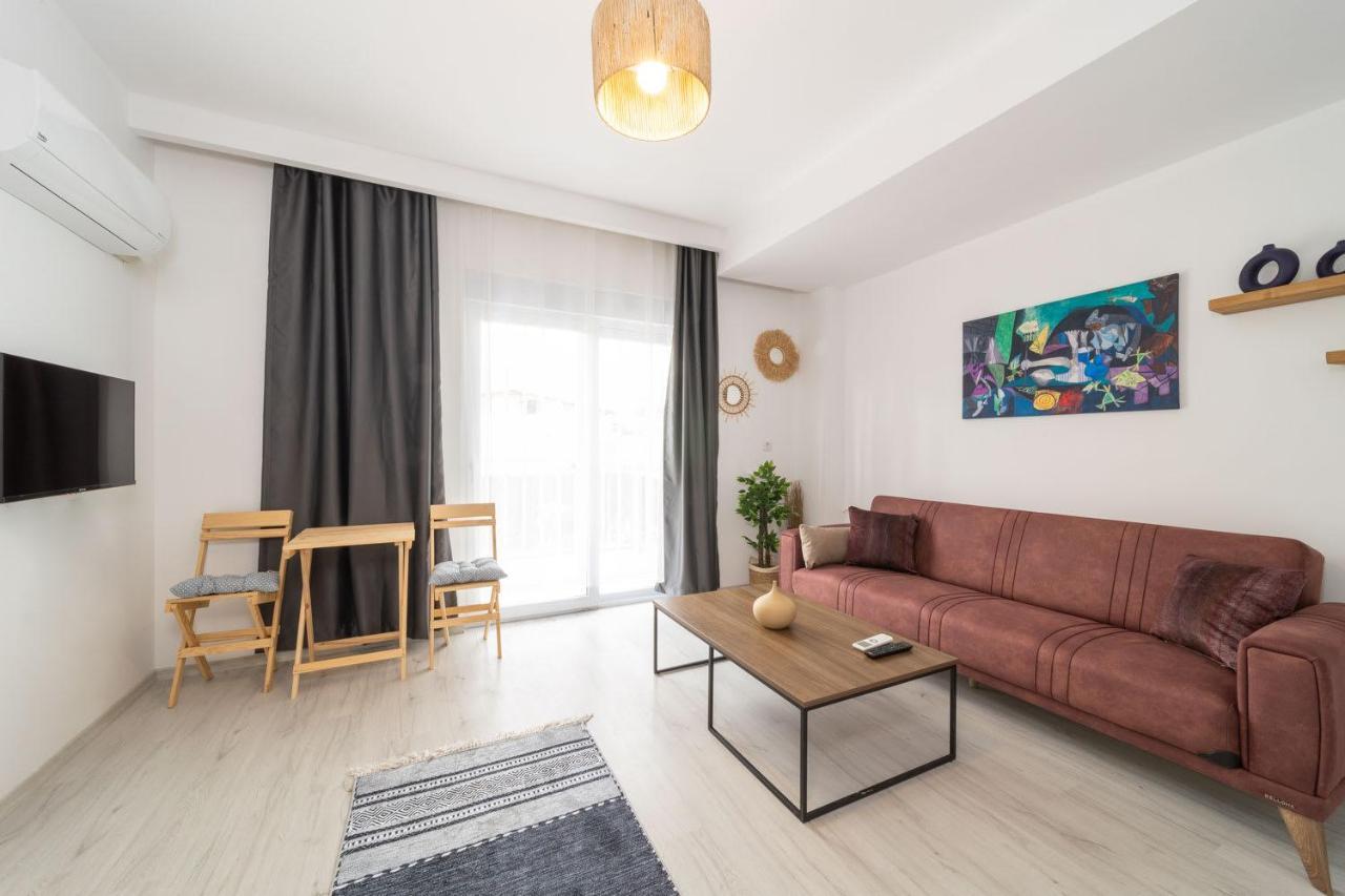 Comfortable Modern Flat With Balcony In Muratpasa อันตัลยา ภายนอก รูปภาพ