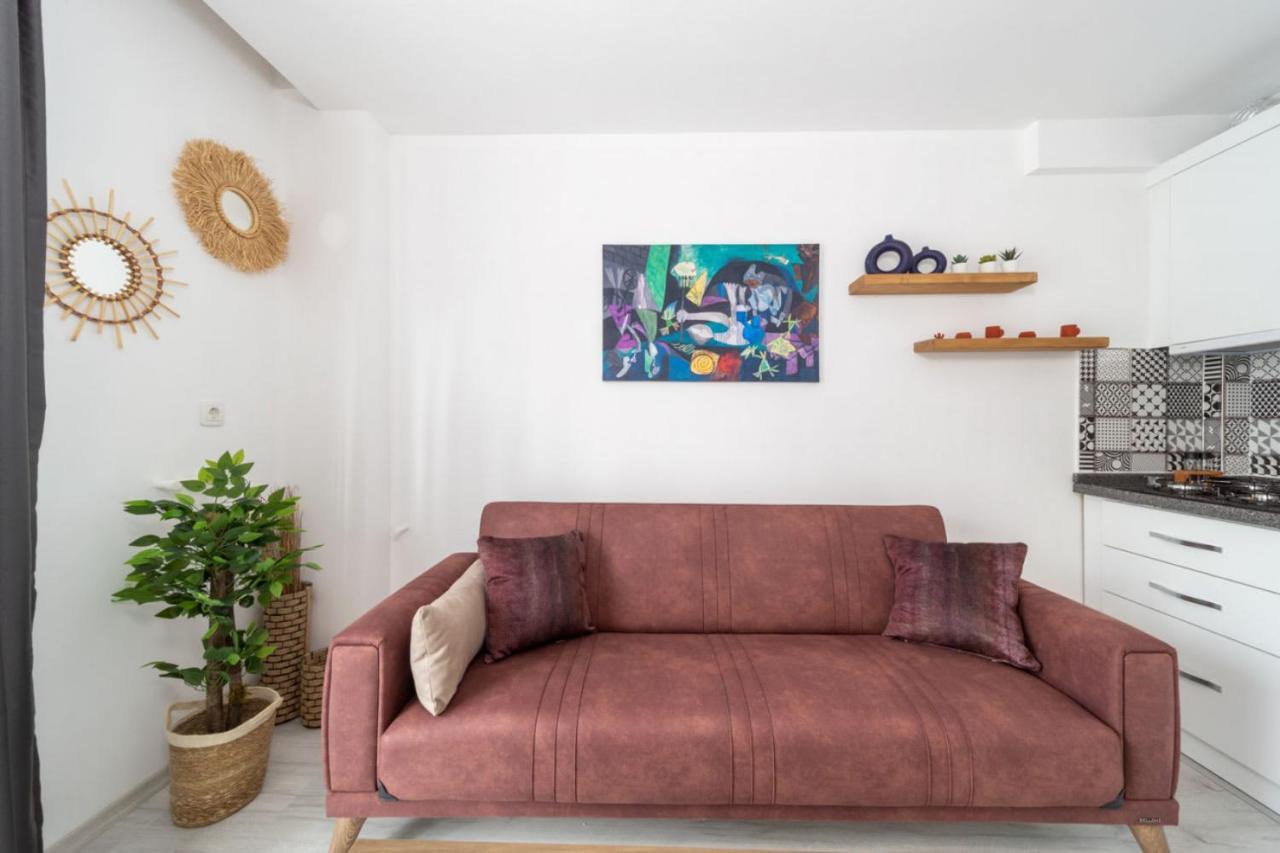 Comfortable Modern Flat With Balcony In Muratpasa อันตัลยา ภายนอก รูปภาพ